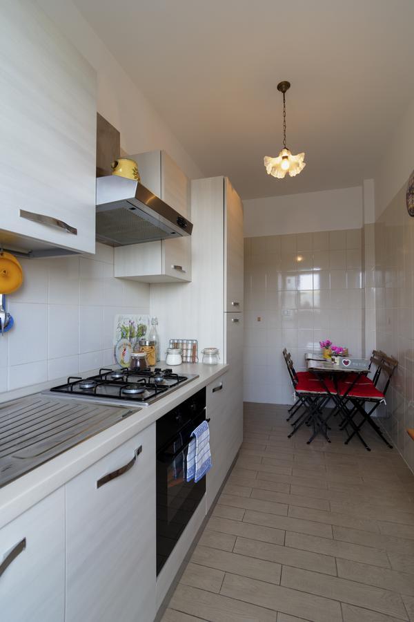 La Casetta Di Nonna Anna - 120 Mq Bright Apartment In Rome Downtown Kültér fotó
